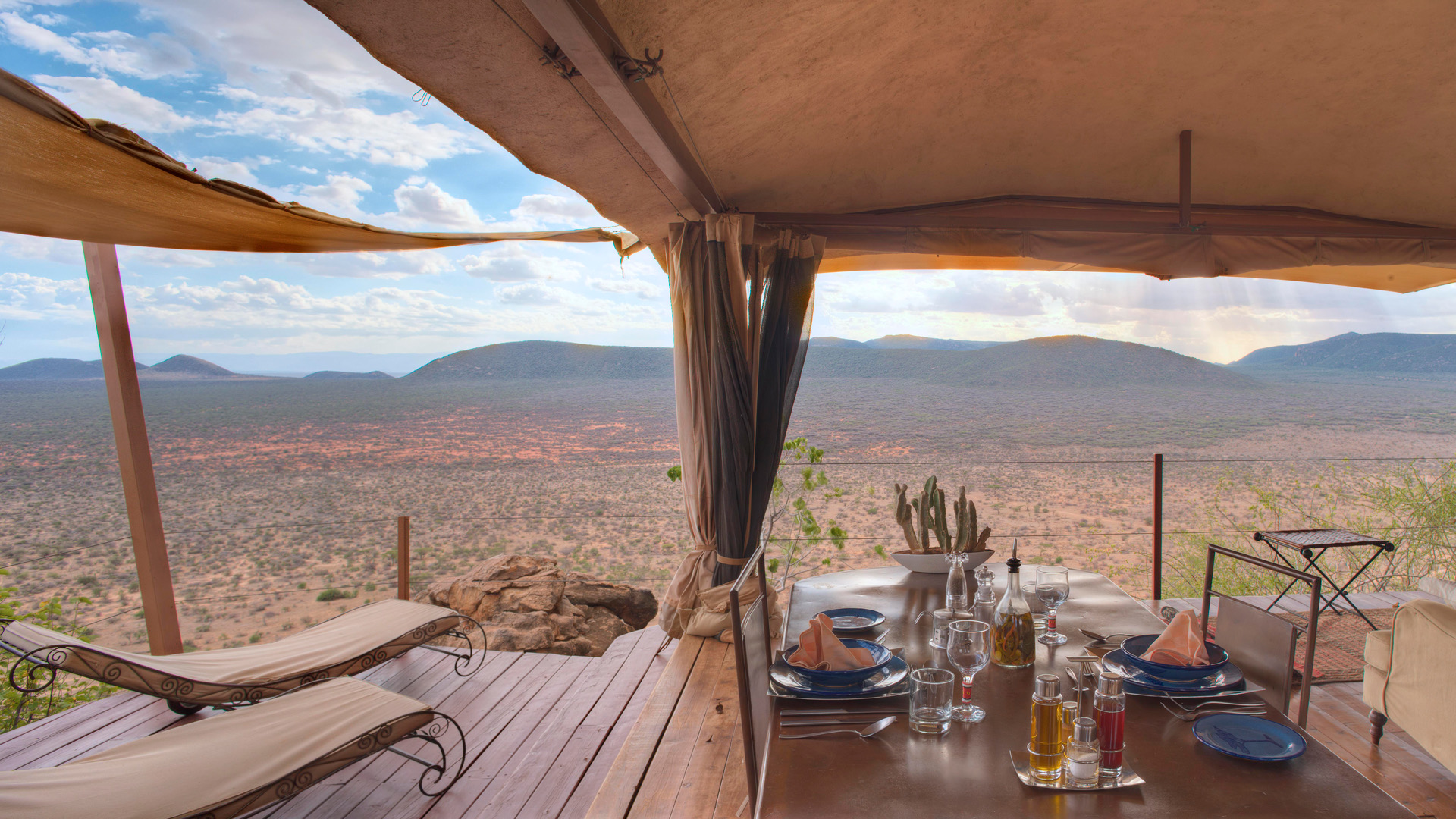 kenya saruni samburu lounge verandah 01